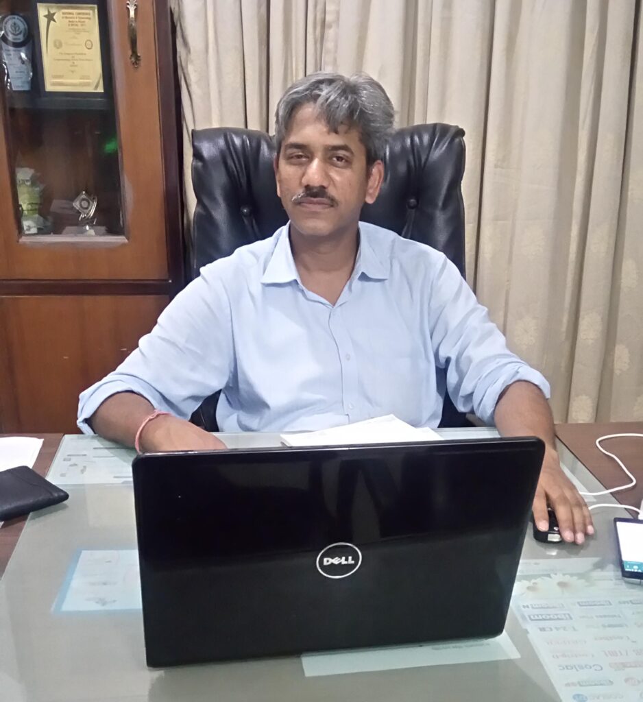 Dr. Vikash Jhunjhunwala